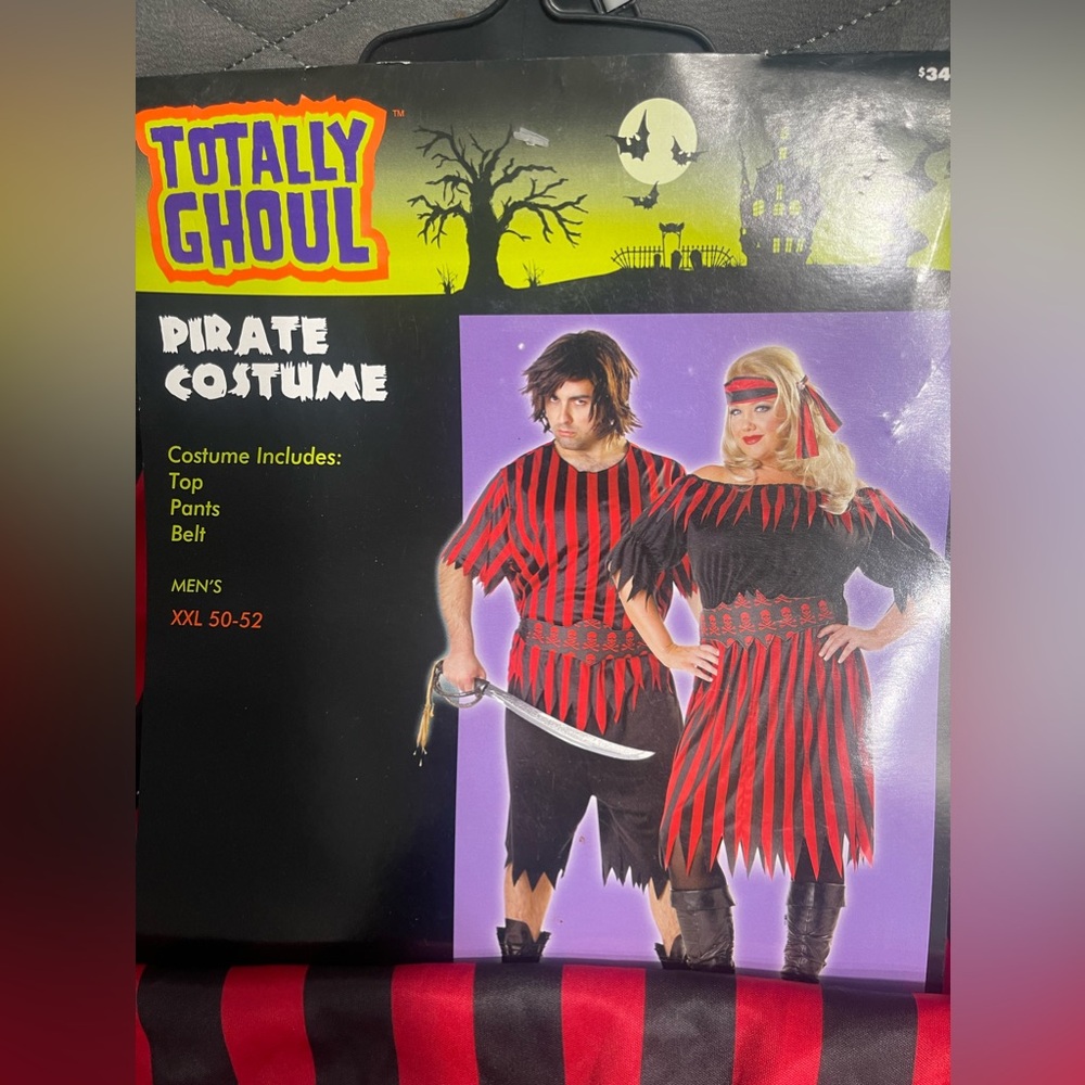 Totally Ghoul Men’s Xxl 50-52 pirate costume. NWT